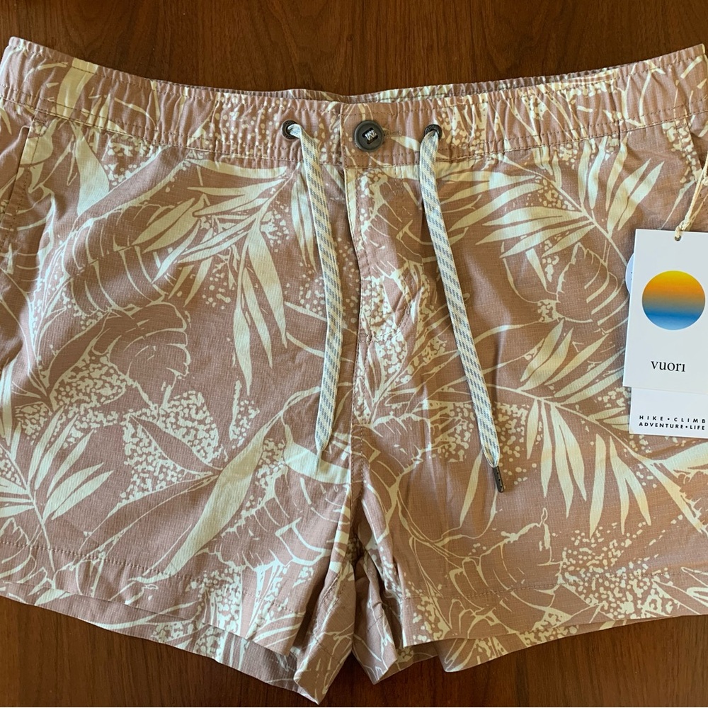 Vuori Ripstop Women's Athletic Shorts